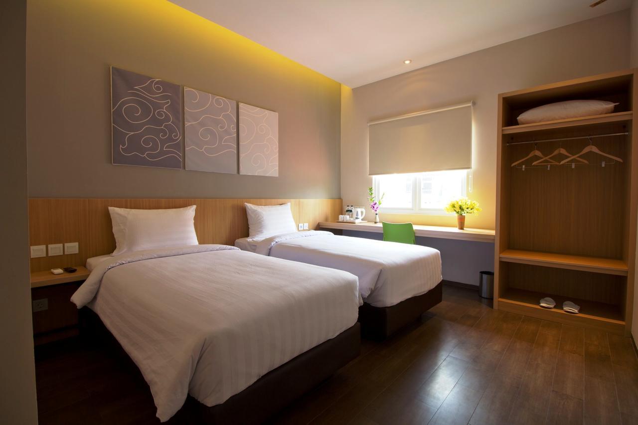 วิโนเทล จิเรบอน Hotel ภายนอก รูปภาพ